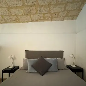 Landlord 31- Old Town Bari
